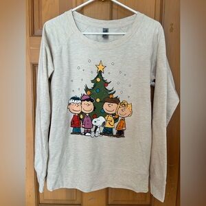 NWOT Grey Peanuts Christmas Long Sleeve Shirt